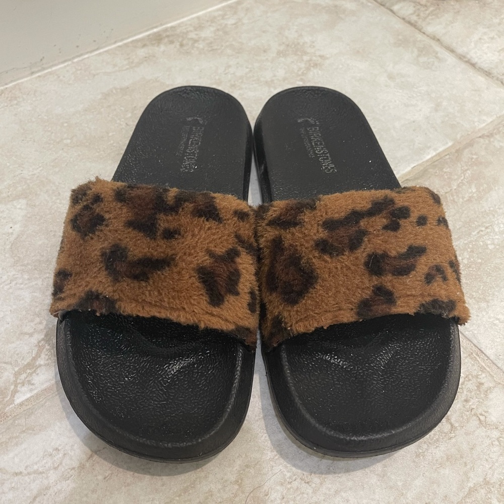 Fuzzy Cheetah/Leopard Print Rubber Slides - image 2